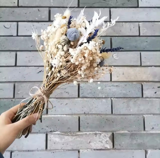 Elegant Dried Rose & Lavender Bouquet – Natural Boho Floral Arrangement for Weddings & Home Decor