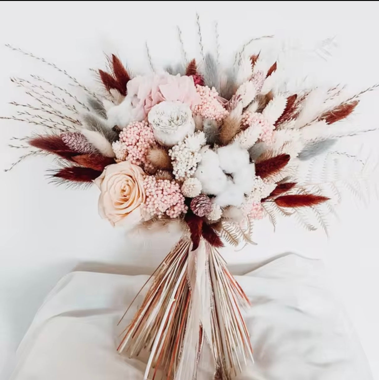 Timeless Romance: Dried Flower Bridal Bouquet with Pampas Grass